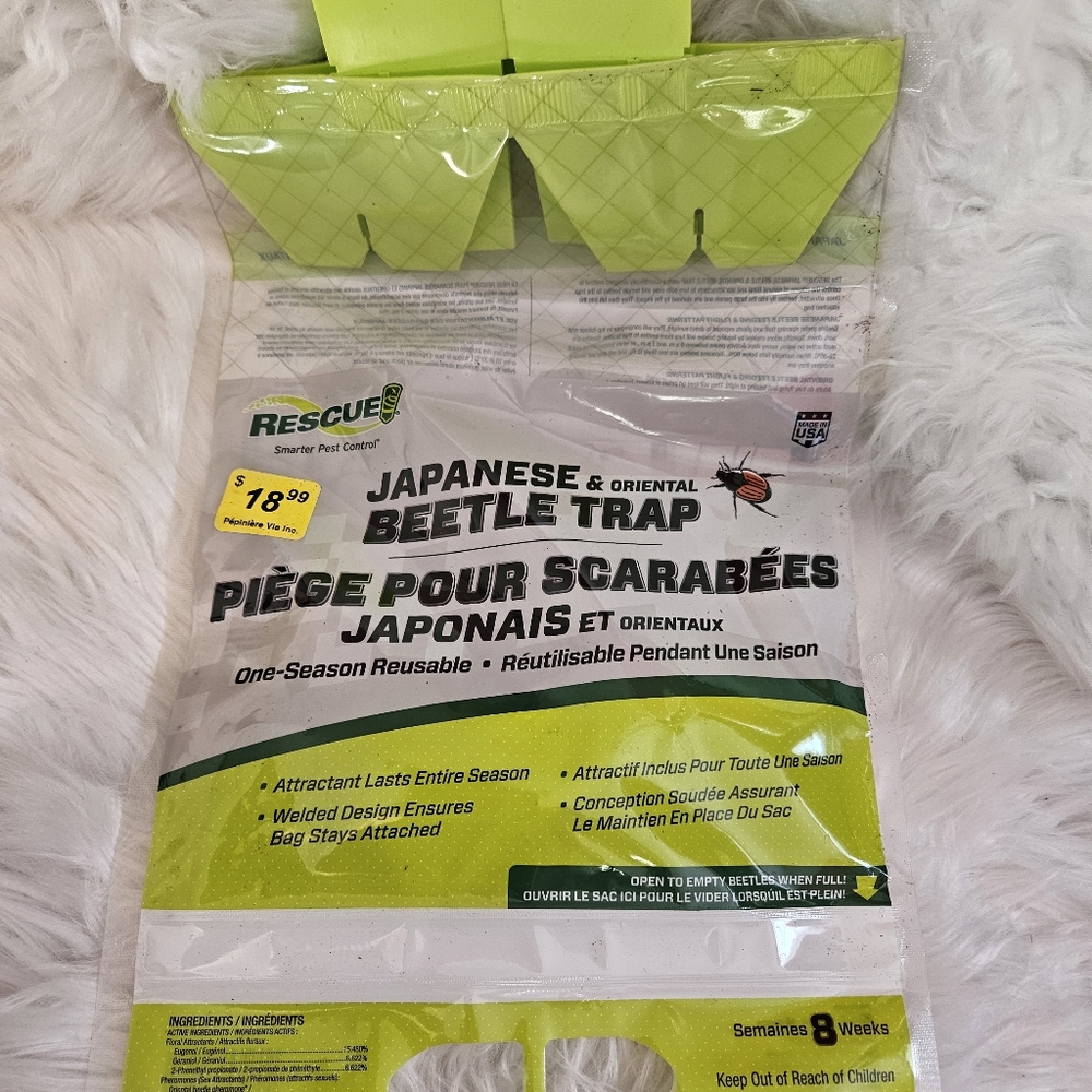 NWT Japanese beeyle trap‎